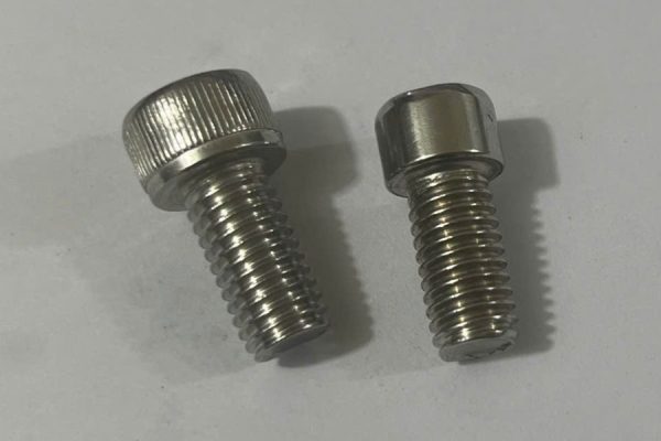 Cách Phân Biệt Ốc Inox 304 Và Ốc Inox 201