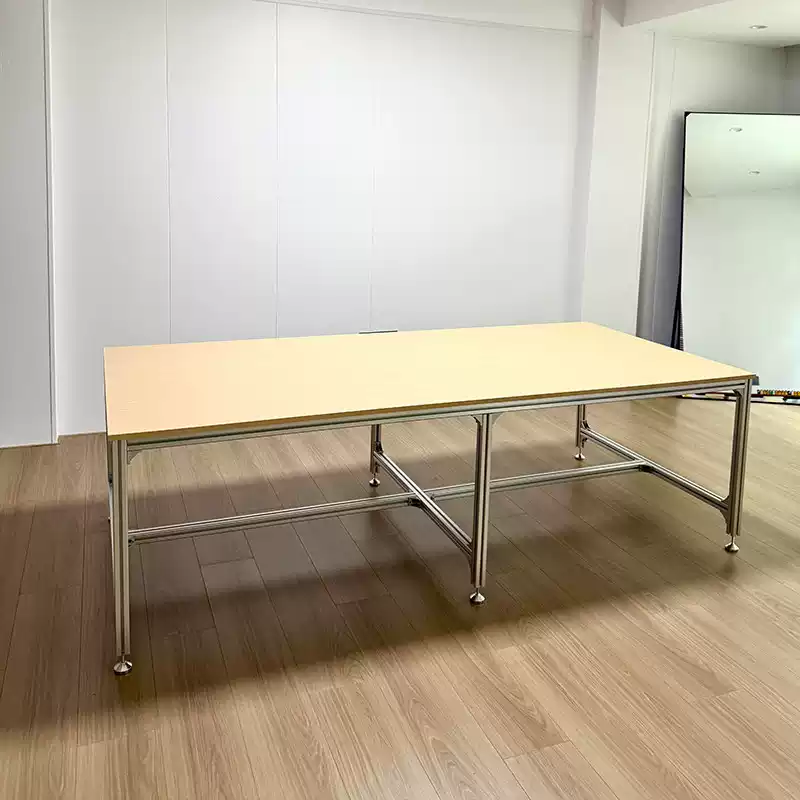 BÀN HỌP KHUNG NHÔM ĐỊNH HÌNH – GIẢI PHÁP BÀN DÀI DIY LINH HOẠT, HIỆN ĐẠI